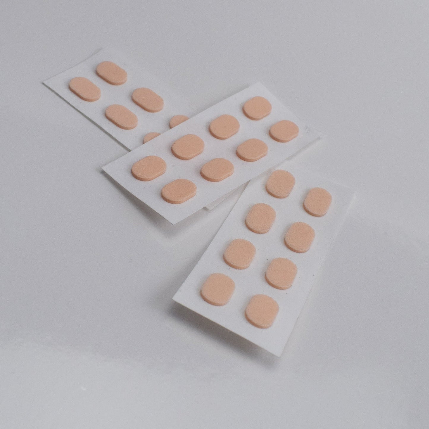 Soft EVA foam nose pads for glasses provide comfortable, pressure-free wear without smudging makeup. Anti-slip frames and eye patches prevent slipping.
