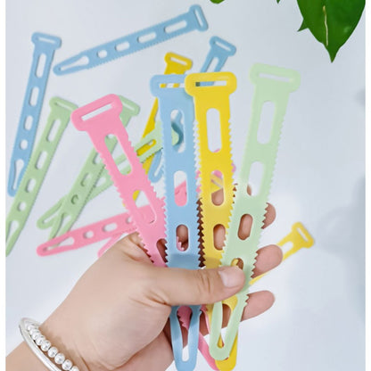 Windproof Clothes Hanger with Adjustable Clips for Home Use Anti-Blow Drying Rod
